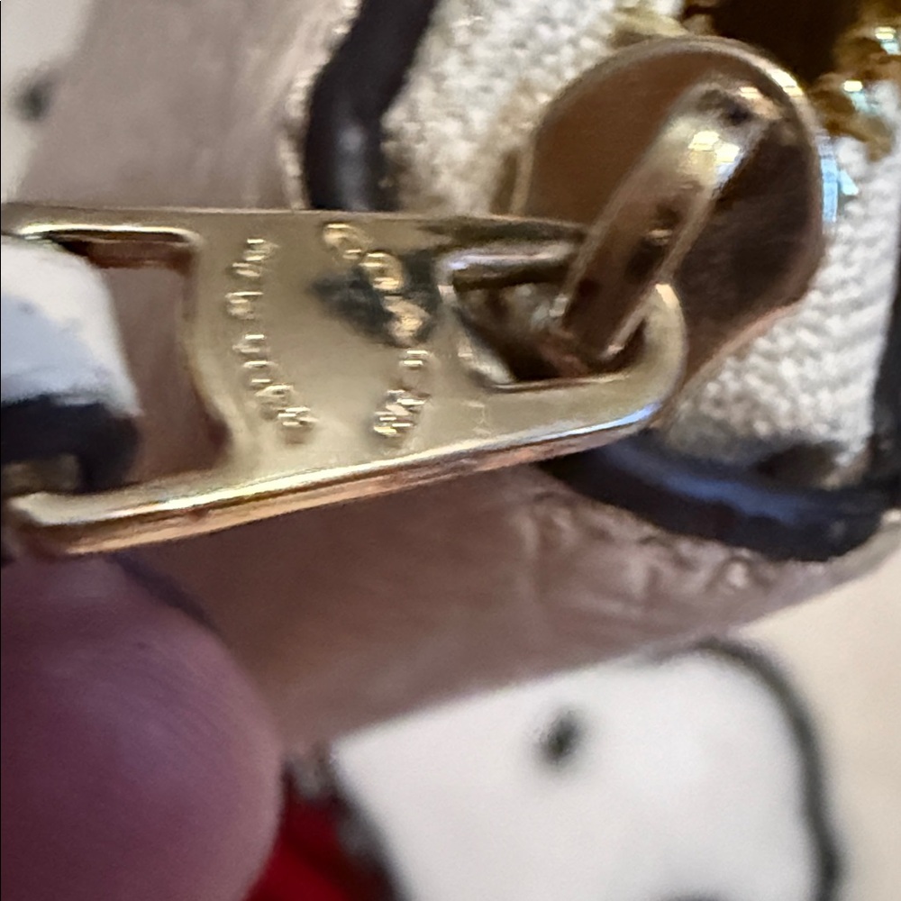 Coach Zip Around Wallet in Chalk (off-white) pebbled leather EUC - Picture 11 of 16